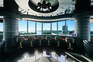 300 South Pointe Dr, Miami Beach, FL 33139 - Photo 4