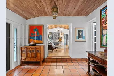 2700 SW 4th Ave, Miami, FL 33129 - Photo 8