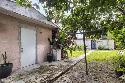431 NW 116th St, Miami, FL 33168 - Photo 18