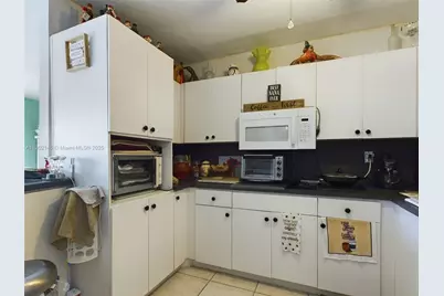 3861 NW 177th St, Miami Gardens, FL 33055 - Photo 12