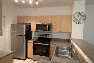 8010 N Nob Hill Rd, Tamarac, FL 33321 - Photo 8
