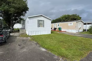 575 SW 131st Ave, Davie, FL 33325 - Photo 2