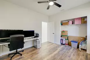 862 SW 176th Ave, Pembroke Pines, FL 33029 - Photo 44