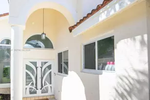 862 SW 176th Ave, Pembroke Pines, FL 33029 - Photo 2