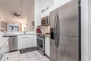 5596 SW 28th Terrace, Fort Lauderdale, FL 33312 - Photo 4