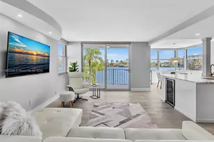 16570 NE 26th Ave, North Miami Beach, FL 33160 - Photo 4