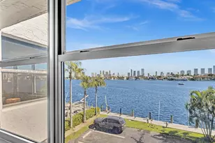 16570 NE 26th Ave, North Miami Beach, FL 33160 - Photo 26