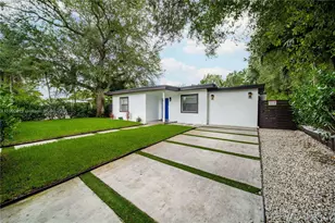 710 NE 141st St, North Miami, FL 33161 - Photo 40