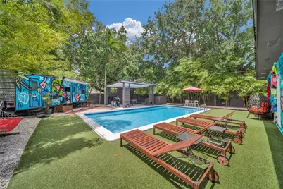 710 NE 141st St, North Miami, FL 33161 - Photo 32