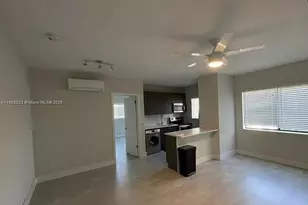 1273 NE 38th St, Oakland Park, FL 33334 - Photo 6