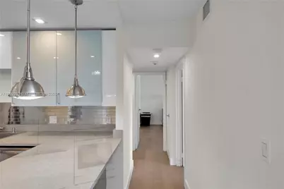 100 Bayview Dr #1008, Sunny Isles Beach, FL 33160 - Photo 20