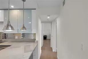 100 Bayview Dr, Sunny Isles Beach, FL 33160 - Photo 20