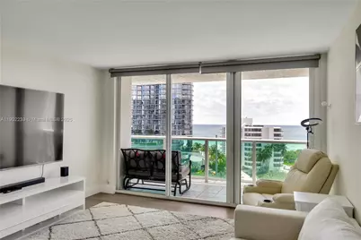 100 Bayview Dr #1008, Sunny Isles Beach, FL 33160 - Photo 14