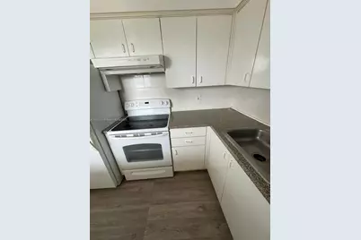 20201 NE 29th Ct #D329, Aventura, FL 33180 - Photo 16