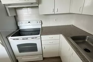 20201 NE 29th Ct, Aventura, FL 33180 - Photo 16