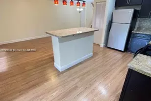 311 NW 103rd Terrace, Pembroke Pines, FL 33026 - Photo 2