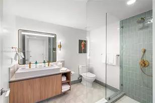 159 NE 6th St, Miami, FL 33132 - Photo 16