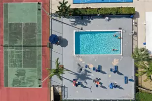 2780 NE 183rd St, Aventura, FL 33160 - Photo 26