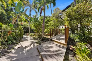 101 Ocean Ln Dr, Key Biscayne, FL 33149 - Photo 12