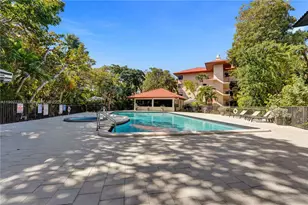 101 Ocean Ln Dr, Key Biscayne, FL 33149 - Photo 16