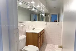 2175 NE 56th St, Fort Lauderdale, FL 33308 - Photo 16