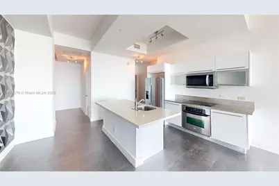 888 Biscayne Blvd #4704, Miami, FL 33132 - Photo 1