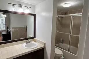 8330 Sands Point Blvd, Tamarac, FL 33321 - Photo 18
