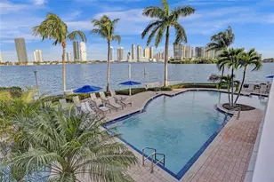 3370 Hidden Bay Dr, Aventura, FL 33180 - Photo 46