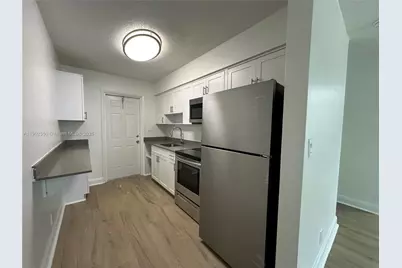 110 NE 19th Ave #11, Deerfield Beach, FL 33441 - Photo 1