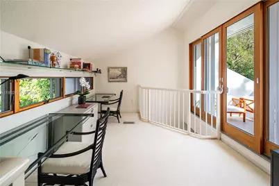 5390 Banyan Dr, Coral Gables, FL 33156 - Photo 30