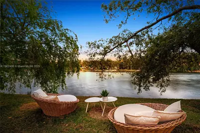 5390 Banyan Dr, Coral Gables, FL 33156 - Photo 48