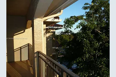 11701 SW 2nd St #5305, Pembroke Pines, FL 33025 - Photo 4