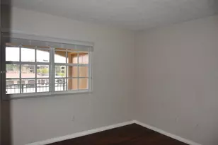 11701 SW 2nd St, Pembroke Pines, FL 33025 - Photo 8