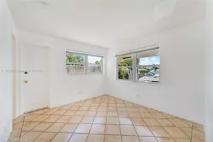 924 NE 17th Terrace, Fort Lauderdale, FL 33304 - Photo 6