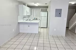 8079 NW 8th St, Miami, FL 33126 - Photo 6