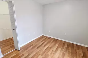 8079 NW 8th St, Miami, FL 33126 - Photo 28