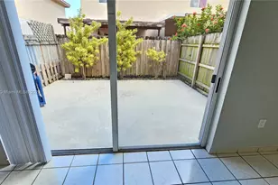 8079 NW 8th St, Miami, FL 33126 - Photo 42