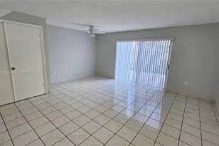 8079 NW 8th St, Miami, FL 33126 - Photo 12