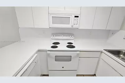 8079 NW 8th St #9, Miami, FL 33126 - Photo 20