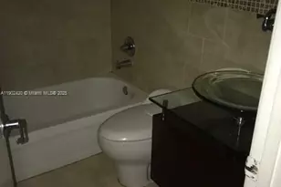 221 NW 109th Ave, Miami, FL 33172 - Photo 14