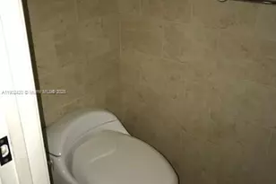 221 NW 109th Ave, Miami, FL 33172 - Photo 12