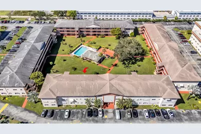 5300 Washington St #H137, Hollywood, FL 33021 - Photo 2