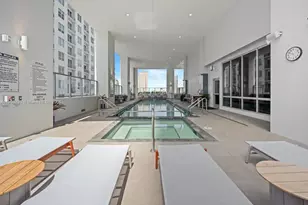 227 NE 2nd St, Miami, FL 33132 - Photo 20