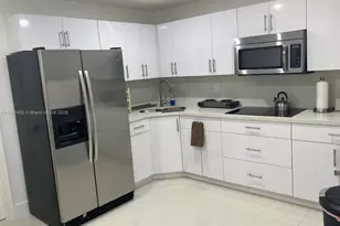 351 E 35th St, Hialeah, FL 33013 - Photo 2