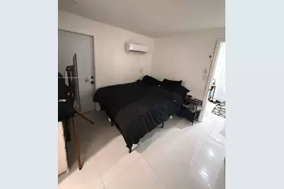 511 NW 133rd St #4, North Miami, FL 33168 - Photo 2