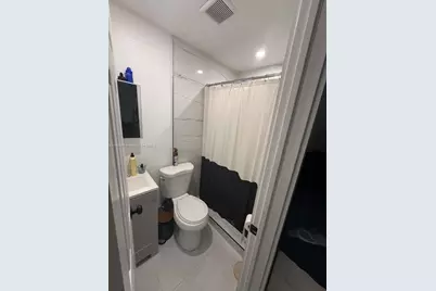 511 NW 133rd St #4, North Miami, FL 33168 - Photo 4