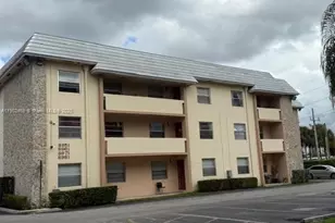 8951 SW 72nd St, Miami, FL 33173 - Photo 1