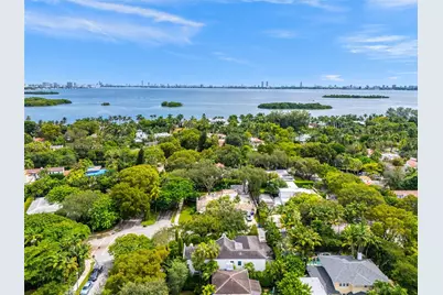 590 NE 59th St, Miami, FL 33137 - Photo 98