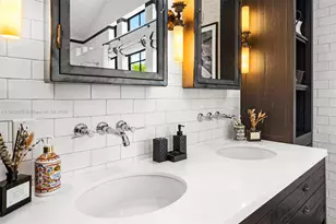 590 NE 59th St, Miami, FL 33137 - Photo 36