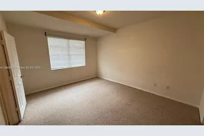 5866 Hampton Hills Blvd, Tamarac, FL 33321 - Photo 4